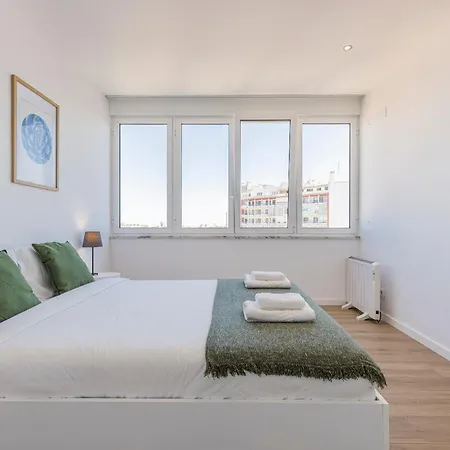 Apartment 112 Ii