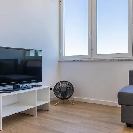 112 Ii Апартаменти